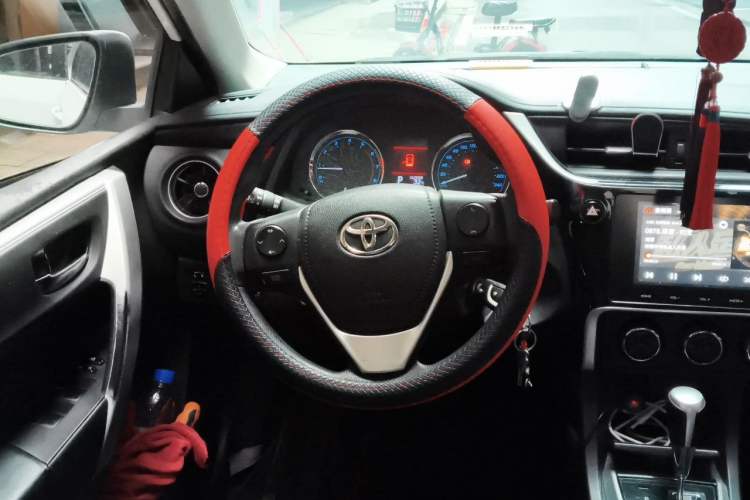 Used Toyota Corolla 2019 1.2T S-CVT GL-i Elite Edition Steering Wheel