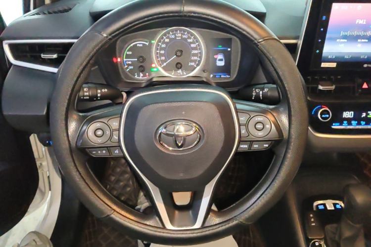 Used Toyota Corolla 2019 Dual-Engine 1.8L E-CVT GL-i Elite Edition Steering Wheel