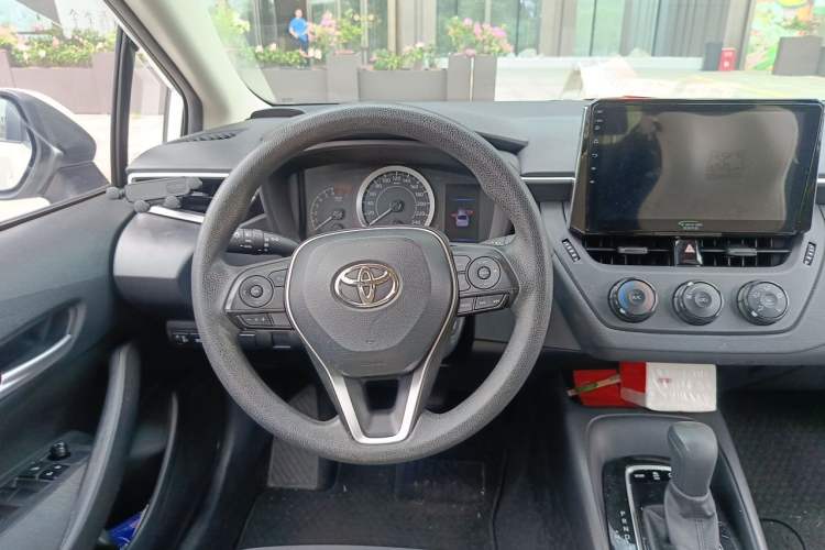 Used Toyota Corolla 2019 1.2T S-CVT GL Pioneer Edition Steering Wheel