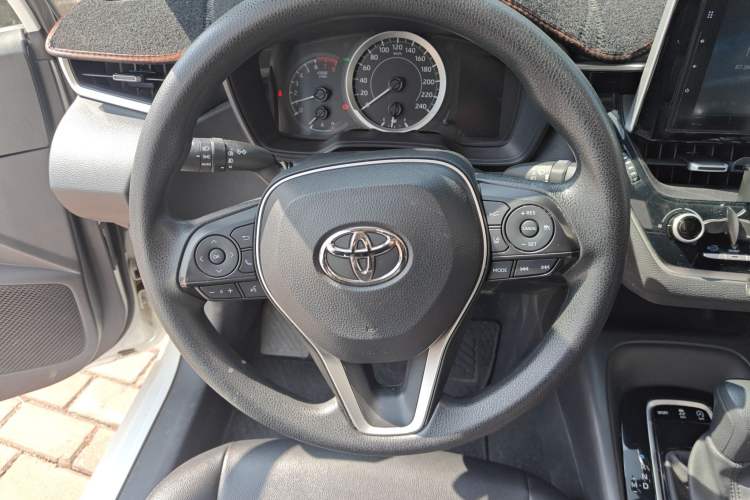 Used Toyota Corolla 2019 1.2T S-CVT GL-i Elite Edition Steering Wheel