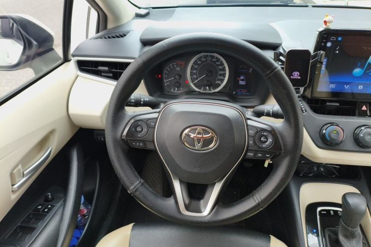 Used Toyota Corolla 2019 1.2T S-CVT GL Pioneer Edition Steering Wheel