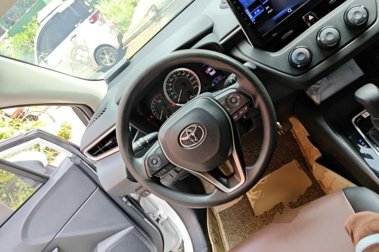 Used Toyota Corolla 2019 1.2T S-CVT GL Pioneer Edition Steering Wheel