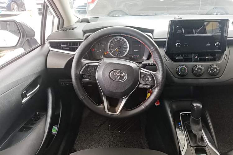 Used Toyota Corolla 2019 1.2T S-CVT GL Pioneer Edition Steering Wheel