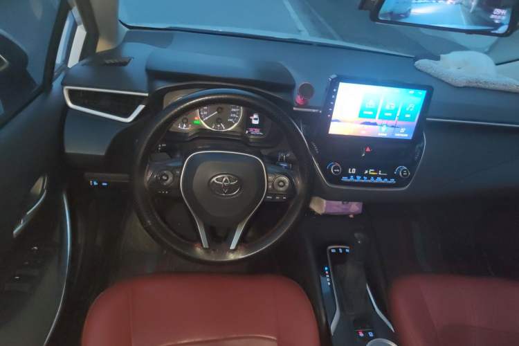 Used Toyota Corolla 2019 Dual-Engine 1.8L E-CVT GL-i Pioneer Edition Steering Wheel