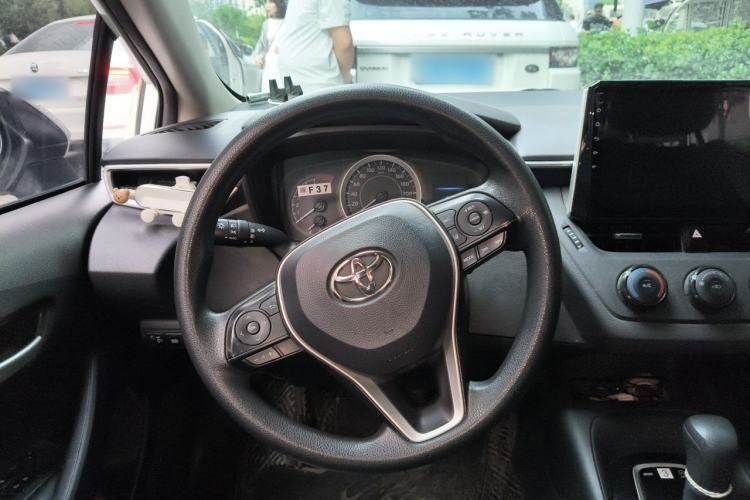 Used Toyota Corolla 2019 1.2T S-CVT GL Pioneer Edition Steering Wheel