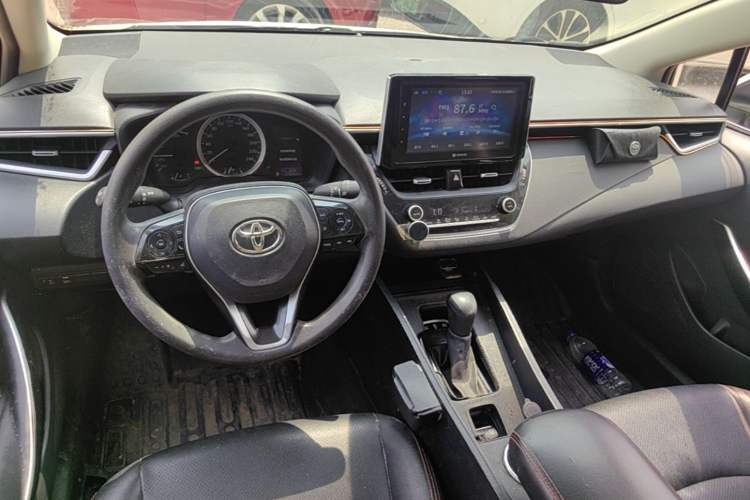 Used Toyota Corolla 2019 Dual-Engine 1.8L E-CVT GL-i Elite Edition Steering Wheel