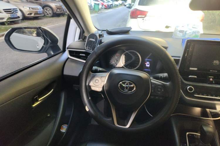 Used Toyota Corolla 2019 1.2T S-CVT GL-i Elite Edition Steering Wheel