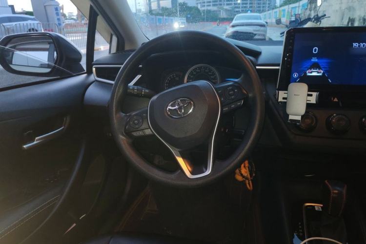 Used Toyota Corolla 2019 1.2T S-CVT GL Pioneer Edition Steering Wheel