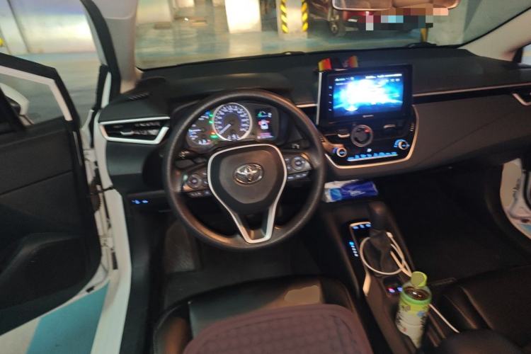 Used Toyota Corolla 2019 Dual-Engine 1.8L E-CVT GL-i Elite Edition Steering Wheel