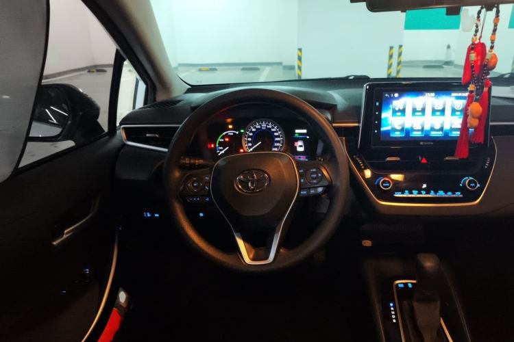 Used Toyota Corolla 2019 Dual-Engine 1.8L E-CVT GL-i Elite Edition Steering Wheel