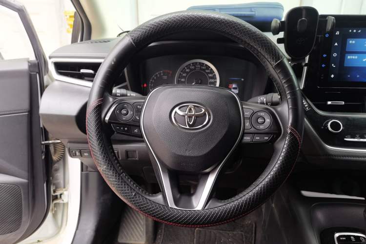 Used Toyota Corolla 2019 1.2T S-CVT GL-i Luxury Edition Steering Wheel