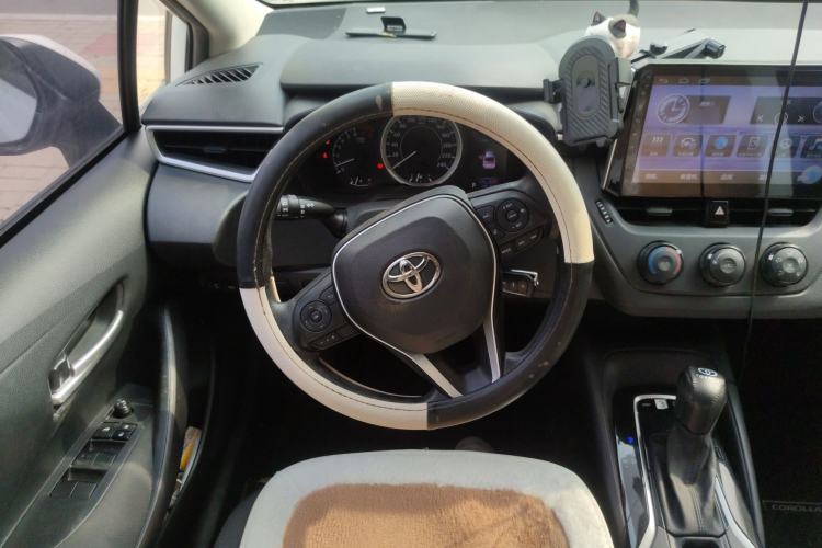 Used Toyota Corolla 2019 1.2T S-CVT GL Pioneer Edition Steering Wheel