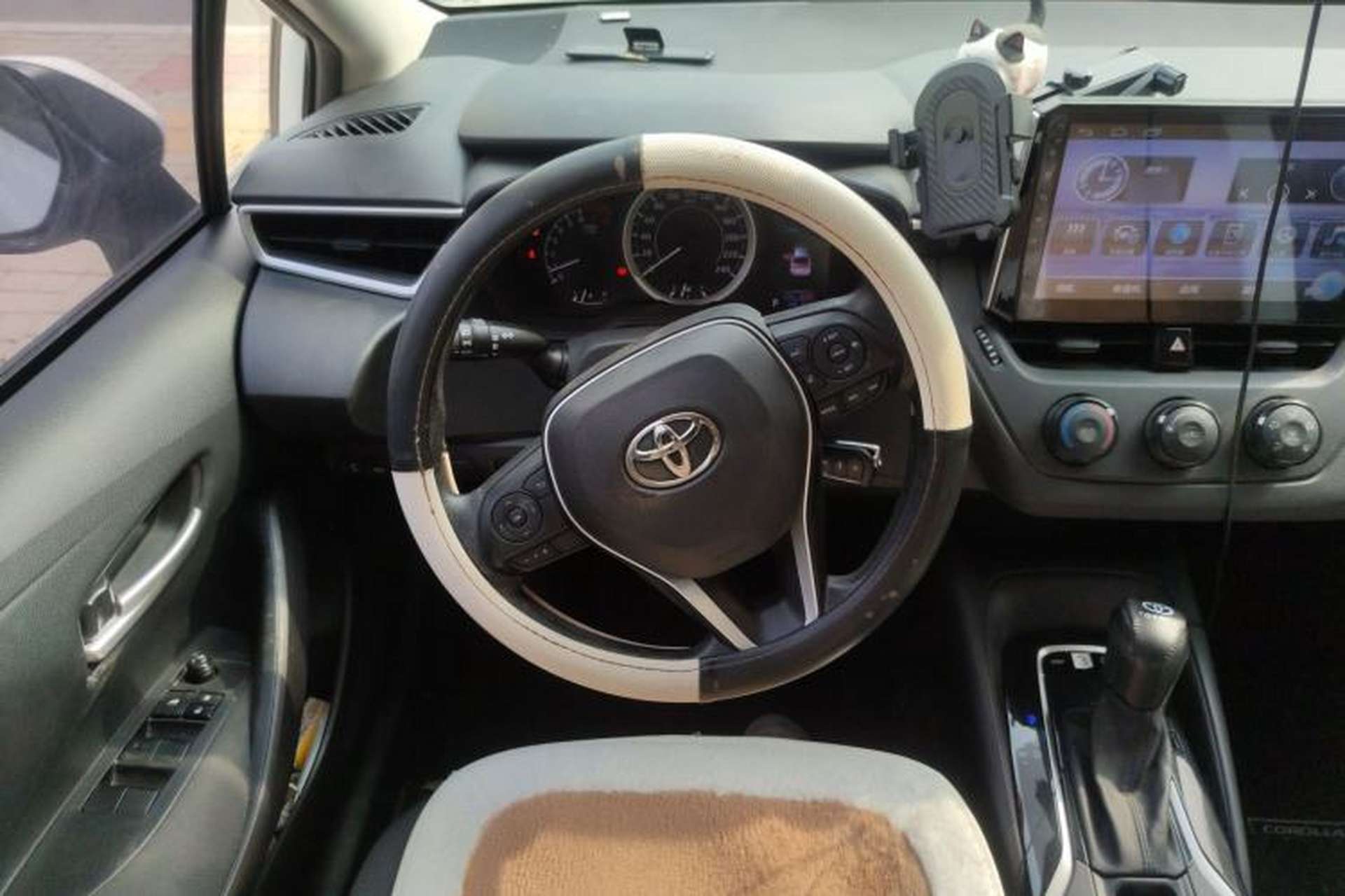 Used Toyota Corolla 2019 1.2T S-CVT GL Pioneer Edition Steering Wheel