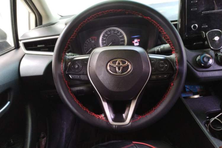 Used Toyota Corolla 2019 1.2T S-CVT GL Pioneer Edition Steering Wheel