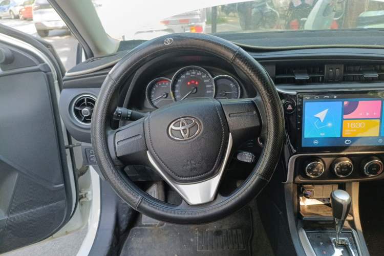 Used Toyota Corolla 2019 1.2T S-CVT GL Pioneer Edition Steering Wheel