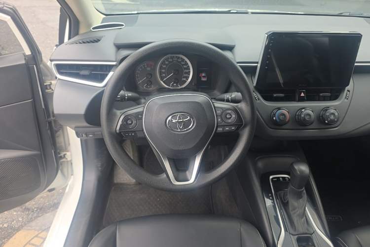 Used Toyota Corolla 2019 1.2T S-CVT GL Pioneer Edition Steering Wheel