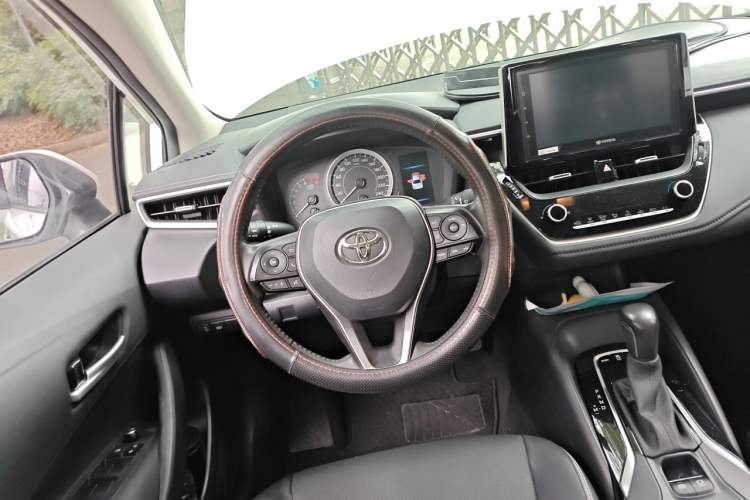 Used Toyota Corolla 2019 1.2T S-CVT GL-i Luxury Edition Steering Wheel