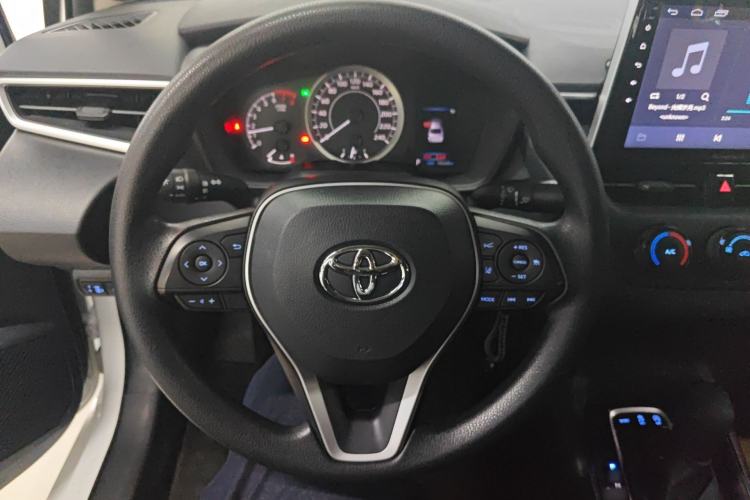 Used Toyota Corolla 2019 1.2T S-CVT GL Pioneer Edition Steering Wheel