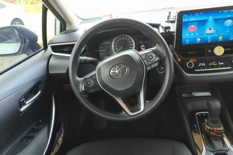 Used Toyota Corolla 2019 Dual-Engine 1.8L E-CVT GL-i Pioneer Edition Steering Wheel