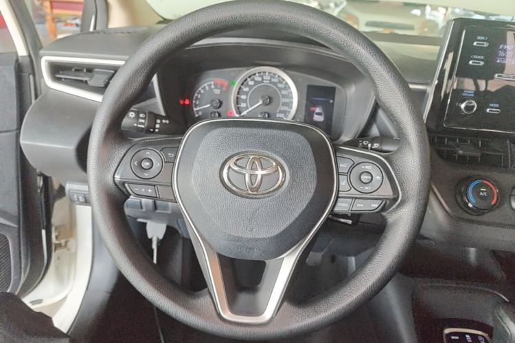 Used Toyota Corolla 2019 1.2T S-CVT GL Pioneer Edition Steering Wheel