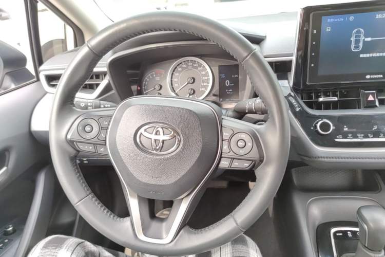 Used Toyota Corolla 2019 1.2T S-CVT GL-i Luxury Edition Steering Wheel