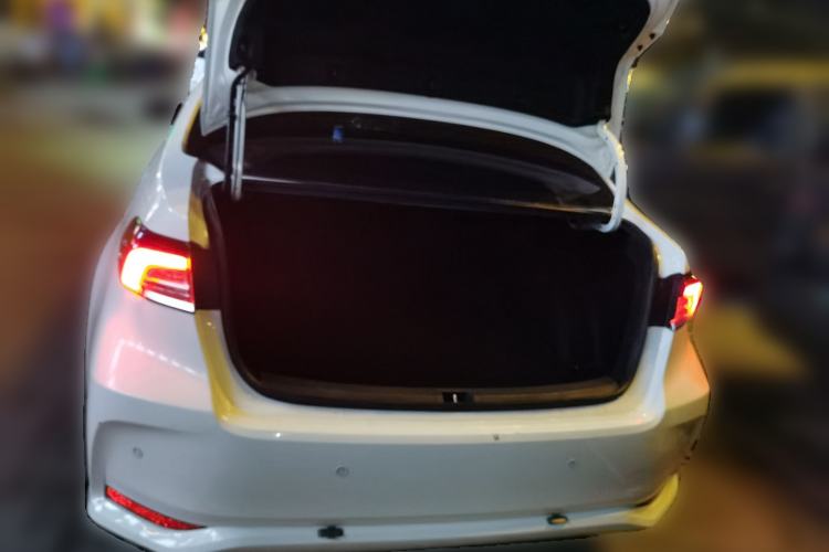 Used Toyota Corolla 2019 Dual-Engine 1.8L E-CVT GL-i Elite Edition Trunk
