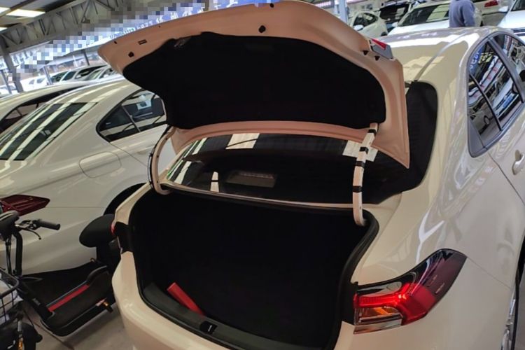 Used Toyota Corolla 2019 1.2T S-CVT GL Pioneer Edition Trunk