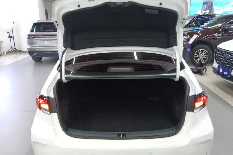 Used Toyota Corolla 2019 1.2T S-CVT GL Pioneer Edition Trunk