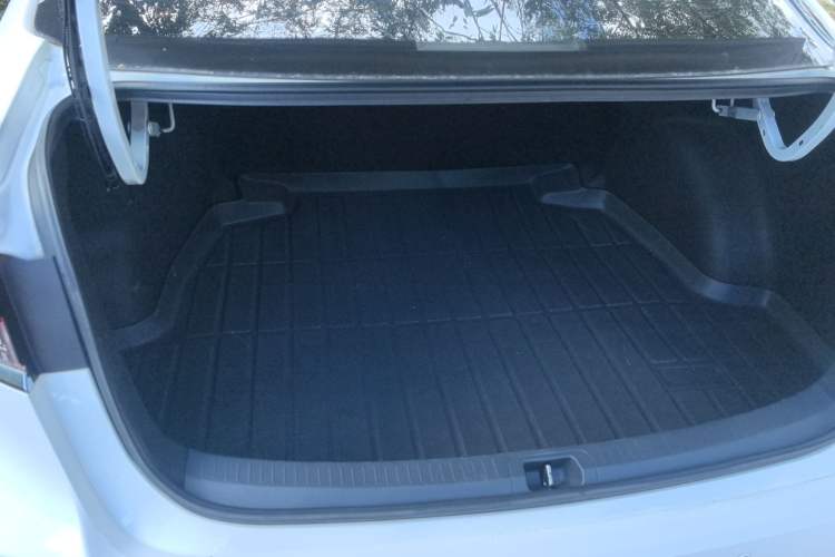 Used Toyota Corolla 2019 1.2T S-CVT GL Pioneer Edition Trunk