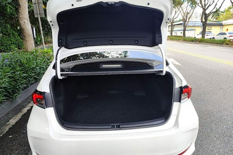 Used Toyota Corolla 2019 1.2T S-CVT GL-i Elite Edition Trunk