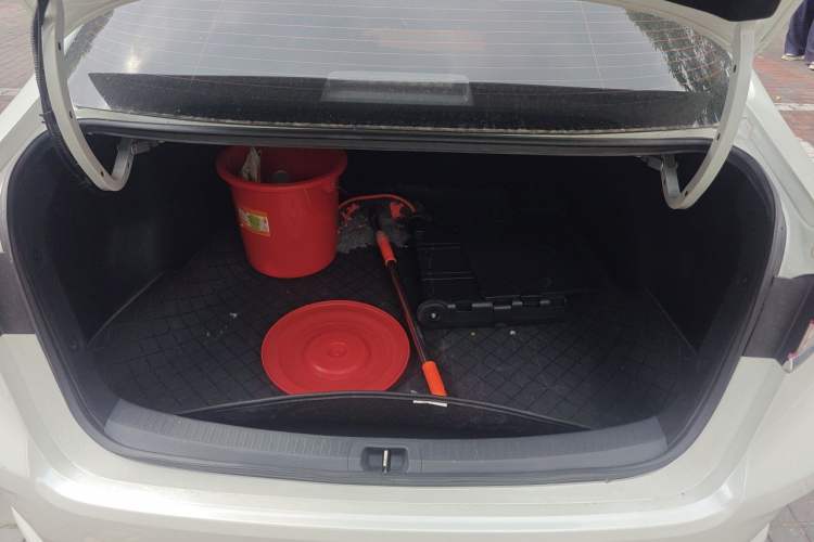 Used Toyota Corolla 2019 Dual-Engine 1.8L E-CVT GL-i Elite Edition Trunk
