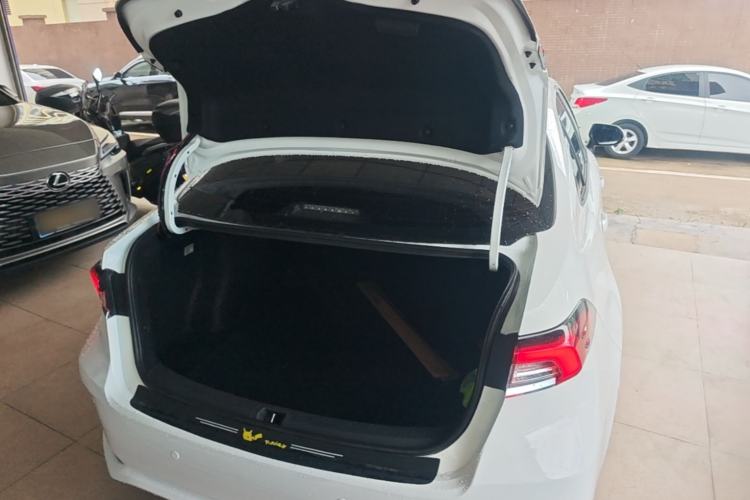 Used Toyota Corolla 2019 Dual-Engine 1.8L E-CVT GL-i Elite Edition Trunk