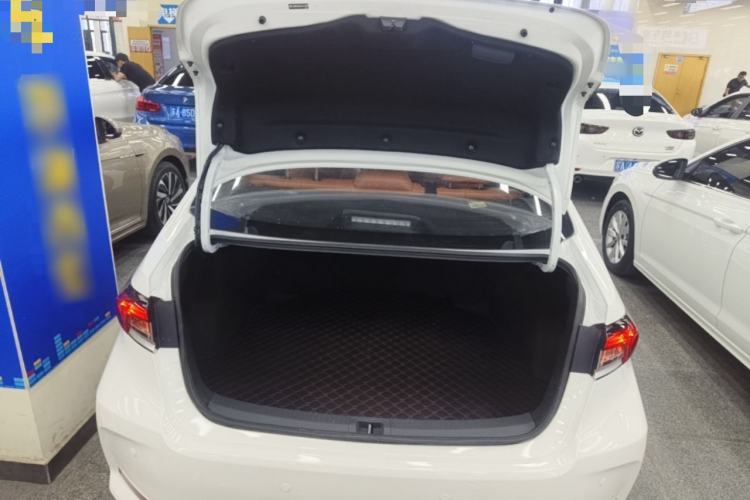 Used Toyota Corolla 2019 1.2T S-CVT GL Pioneer Edition Trunk