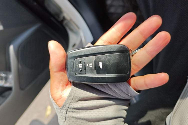 Used Toyota Corolla 2019 1.2T S-CVT GL-i Luxury Edition Vehicle Key