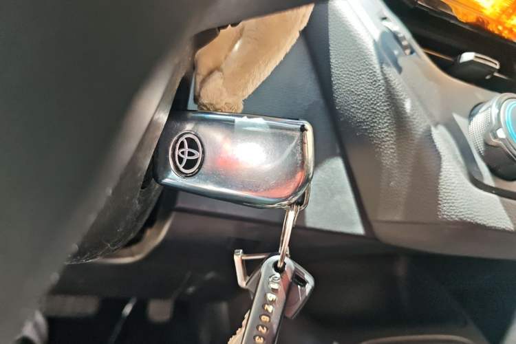 Used Toyota Corolla 2019 1.2T S-CVT GL Pioneer Edition Vehicle Key