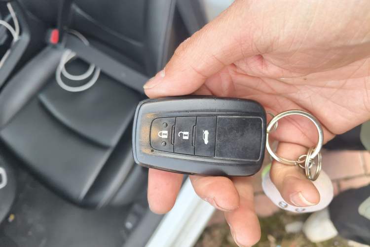 Used Toyota Corolla 2019 Dual-Engine 1.8L E-CVT GL-i Elite Edition Vehicle Key
