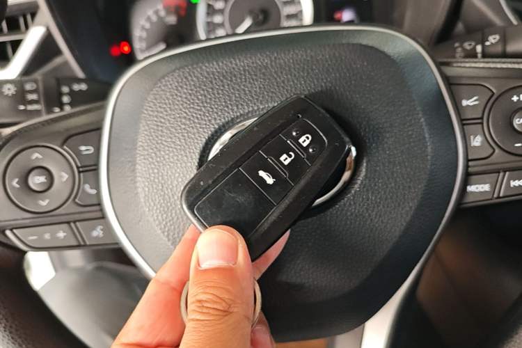 Used Toyota Corolla 2019 1.2T S-CVT GL-i Elite Edition Vehicle Key
