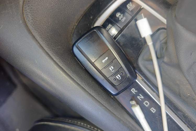 Used Toyota Corolla 2019 Dual-Engine 1.8L E-CVT GL-i Elite Edition Vehicle Key