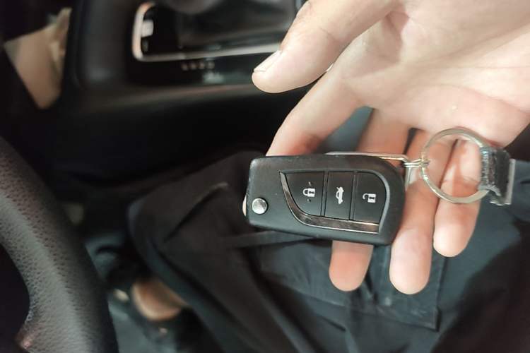 Used Toyota Corolla 2019 1.2T S-CVT GL Pioneer Edition Vehicle Key
