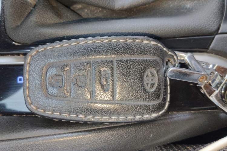Used Toyota Corolla 2019 Dual-Engine 1.8L E-CVT GL-i Elite Edition Vehicle Key