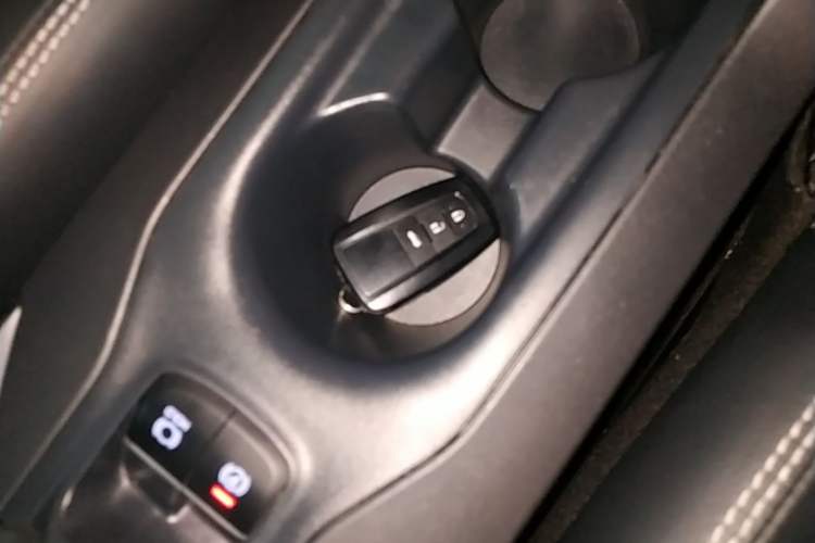 Used Toyota Corolla 2019 1.2T S-CVT GL-i Luxury Edition Vehicle Key