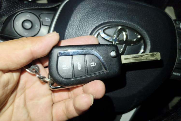 Used Toyota Corolla 2019 1.2T S-CVT GL Pioneer Edition Vehicle Key