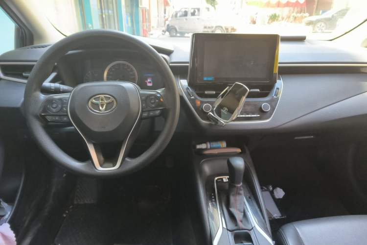 Used Toyota Corolla 2021 1.2T S-CVT Elite Edition Center Console