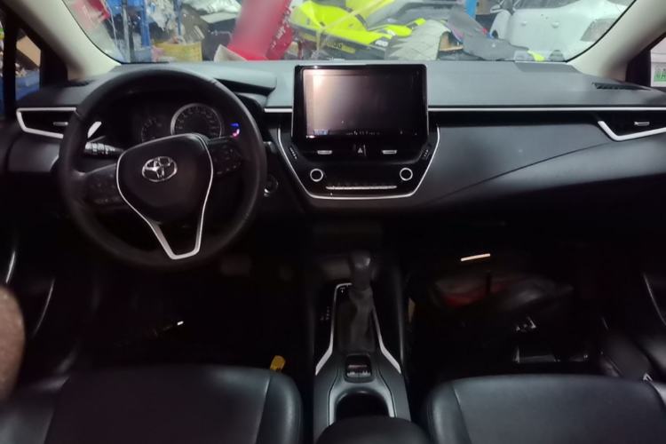 Used Toyota Corolla 2021 1.2T S-CVT Elite Edition Center Console