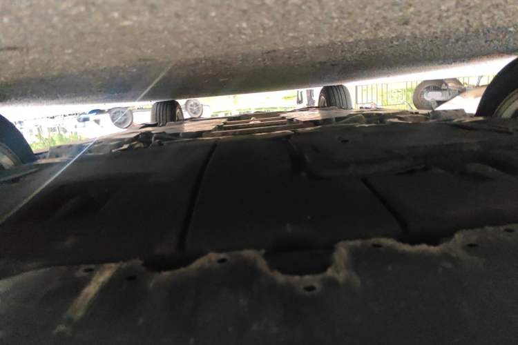 Used Toyota Corolla 2021 Dual-Motor 1.8L E-CVT Elite Edition Chassis Front