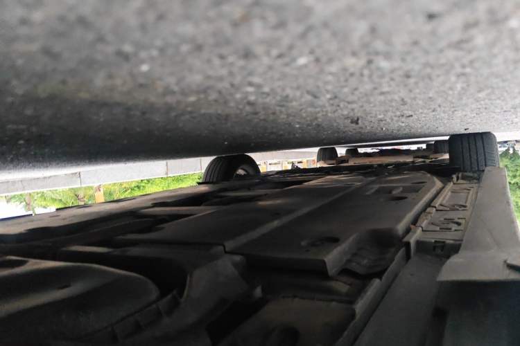 Used Toyota Corolla 2021 Dual-Motor 1.8L E-CVT Elite Edition Chassis Rear Left