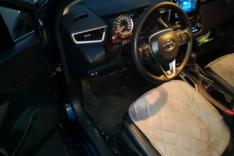 Used Toyota Corolla 2021 TNGA 1.5L CVT Elite Edition Driver Seat