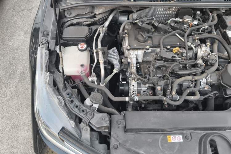 Used Toyota Corolla 2021 TNGA 1.5L CVT Elite Edition Engine Bay Right