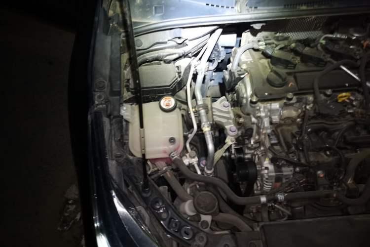 Used Toyota Corolla 2021 TNGA 1.5L CVT Elite Edition Engine Bay Right