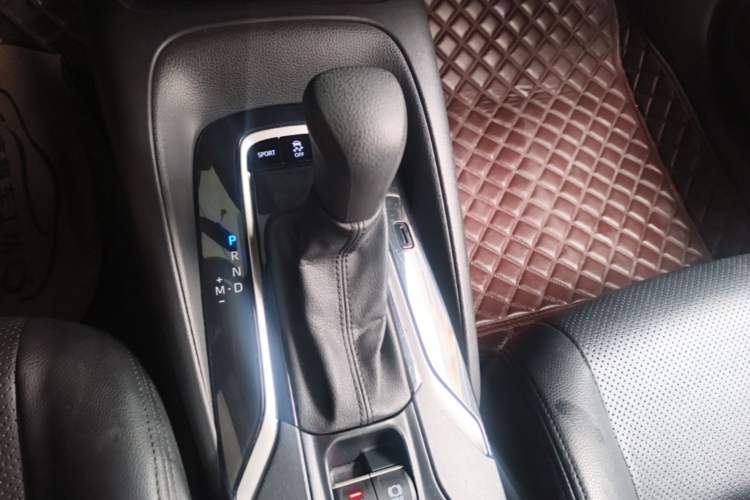 Used Toyota Corolla 2021 1.2T S-CVT Pioneer Edition Gear Lever